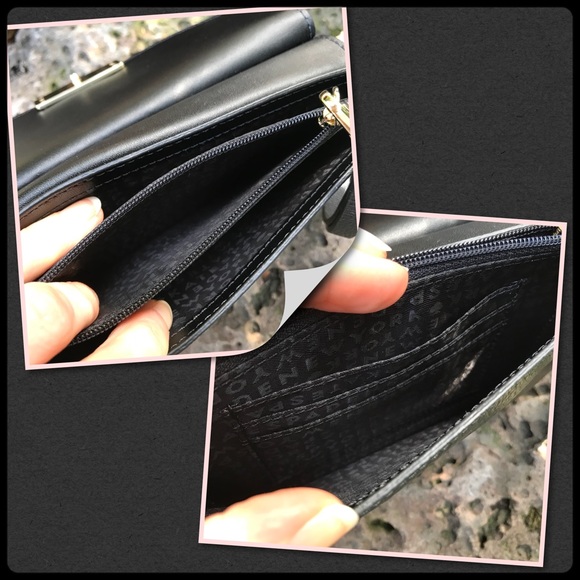 ❌SOLD❌Kate Spade leather wristlet - Picture 3 of 4